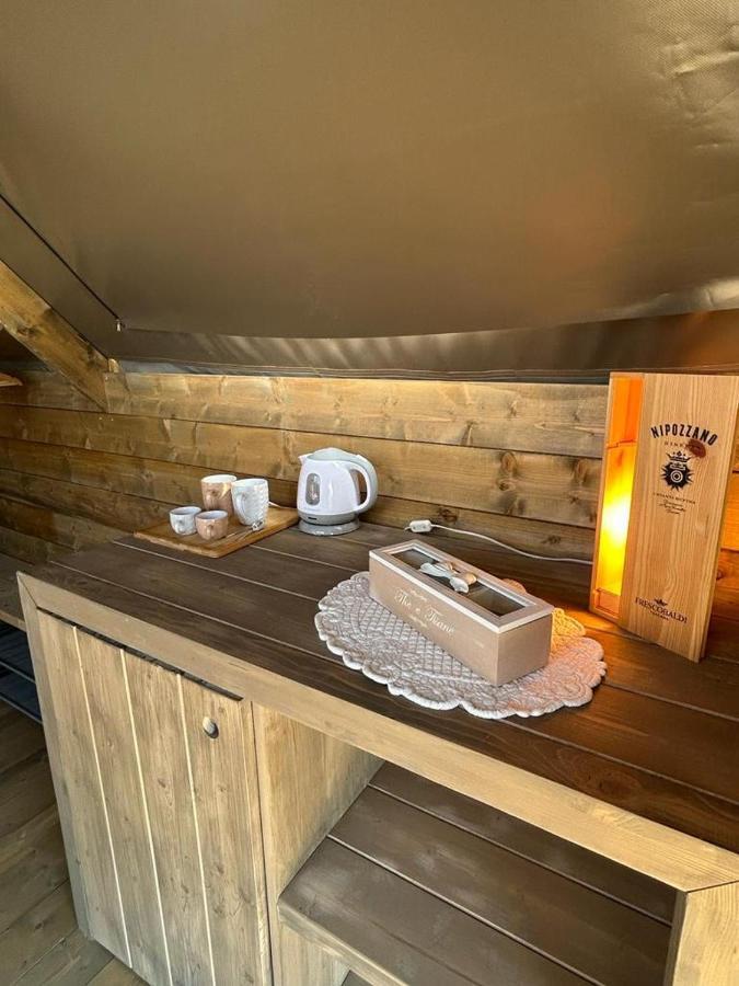 Glamping Suite Il Grillo ลัมปอเรคคิโอ ภายนอก รูปภาพ