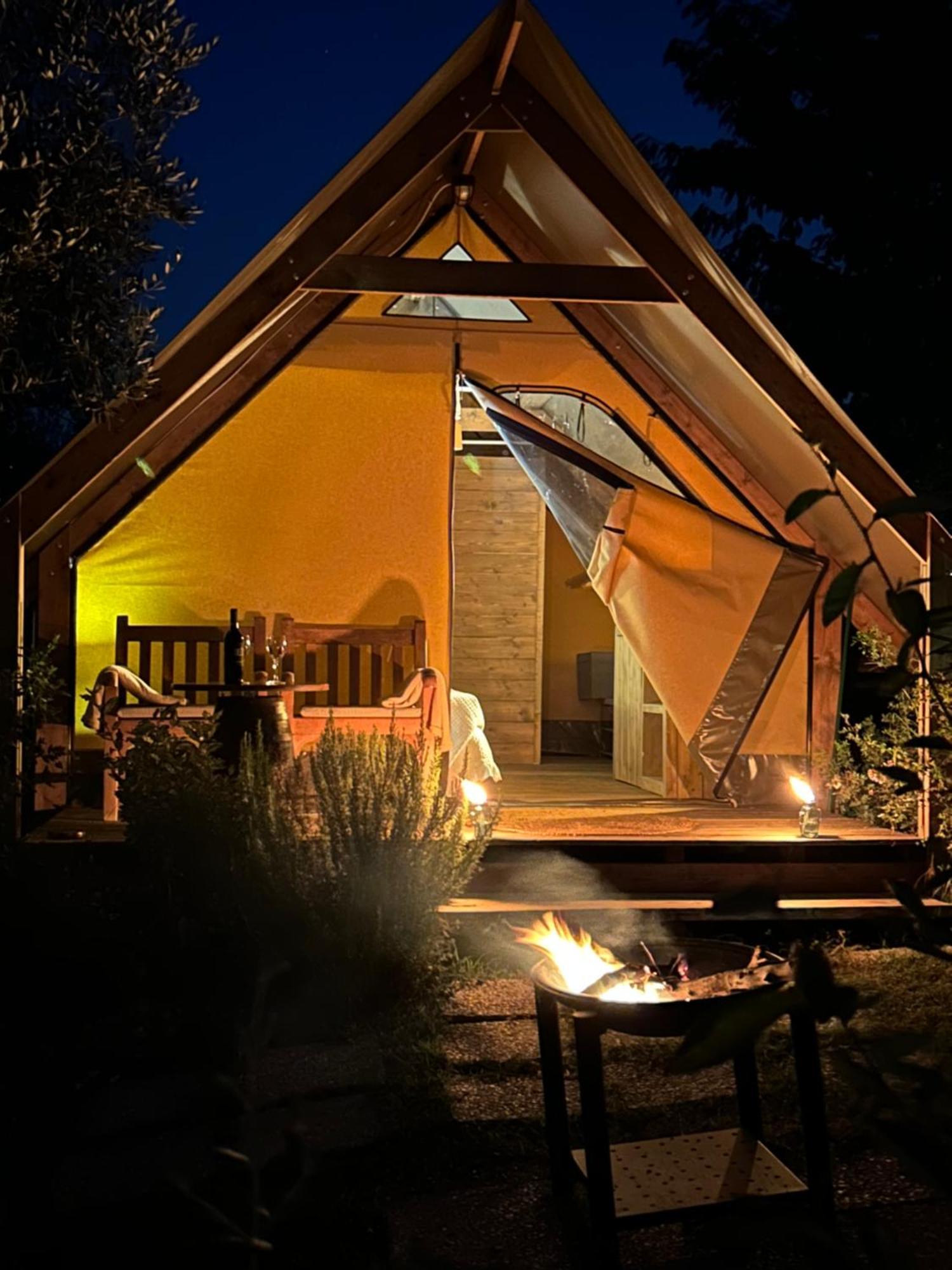 Glamping Suite Il Grillo ลัมปอเรคคิโอ ภายนอก รูปภาพ